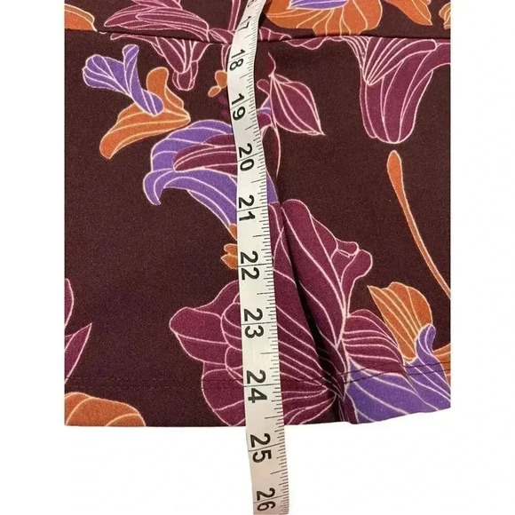 Ann Taylor Women's Floral Medium 3/4 Sleeve Peplum Top‎ - Picture 6 of 6